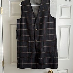 Carlisle Collection knee length dressy reversible vest. New with tags. Gorgeous!